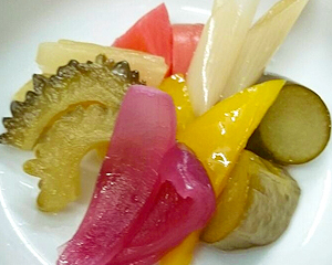 糸島産野菜の甘酢漬け